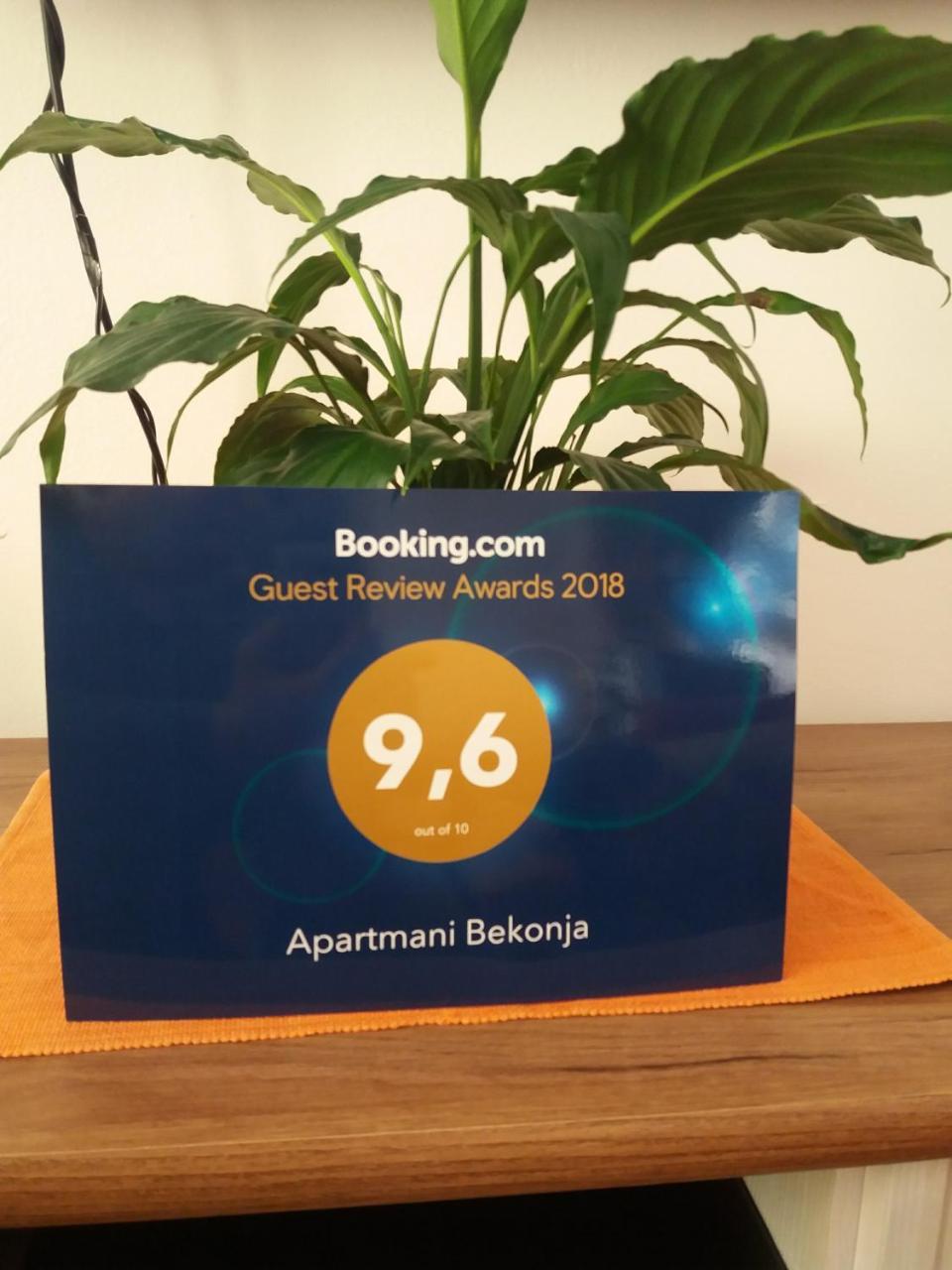 Apartmani Bekonja Тиват Екстериор снимка